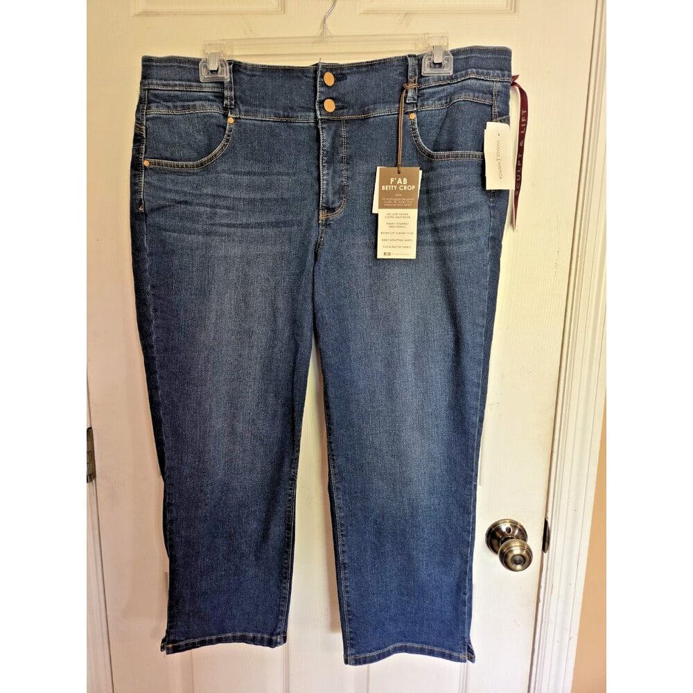 Vintage America Fab Betty Crop Women's size 20W  Blue Denim Jeans